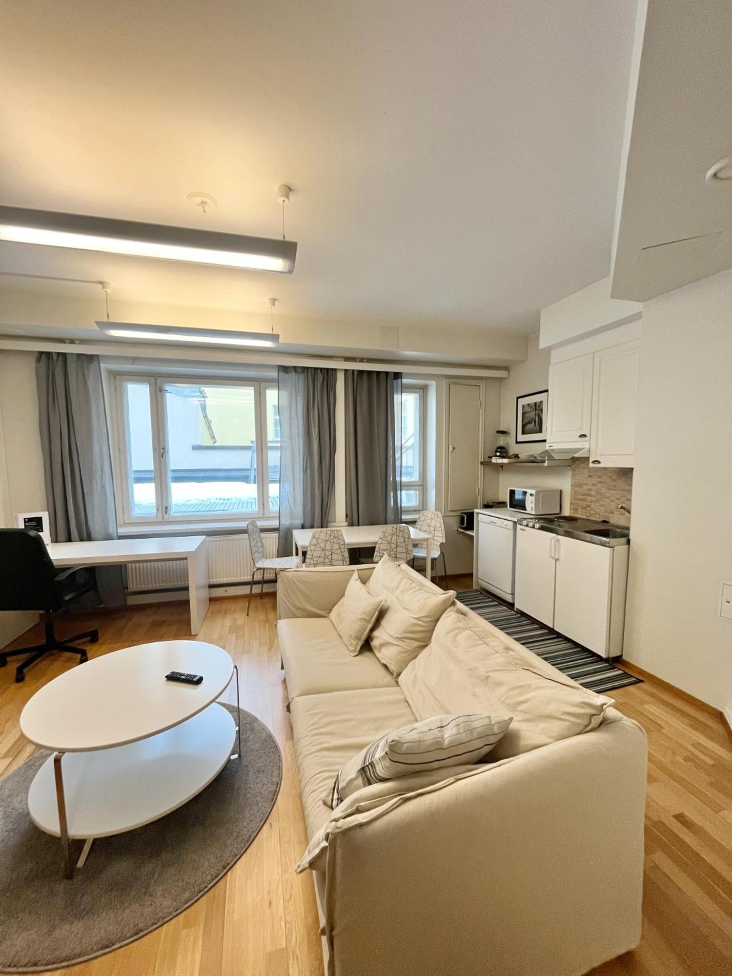 Kotimaailma Apartments Kamppi - 1Br For 3 Persons Helsinki Exterior photo